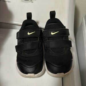 Kids nike sneakers